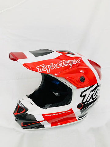 SE4 POLYACRYLITE HELMET; QUATTRO SM