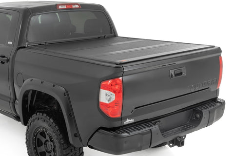 Hard Low Profile Bed Cover | 5'7" Bed | Toyota Tundra 2WD/4WD (2007-2021)